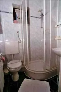 Ada S Hotel